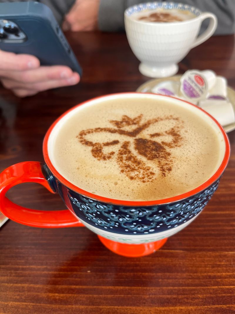 The Latte Art Makes Every Cup Feel Like an Occasion The Latte Art Makes Every Cup Feel Like an Occasion