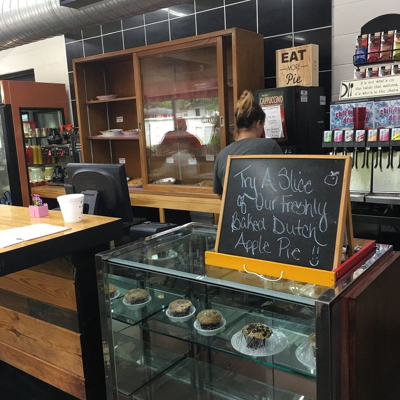 The Little Pie Shop & Cafe, Ashtabula