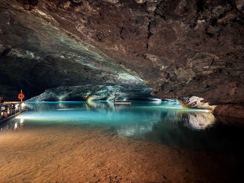 The Lost Sea, Sweetwater