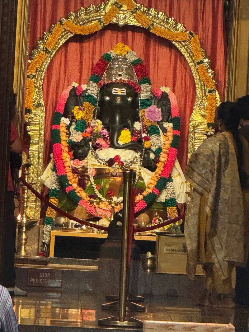 The Majestic Main Ganesha Idol That Takes Your Breath Away