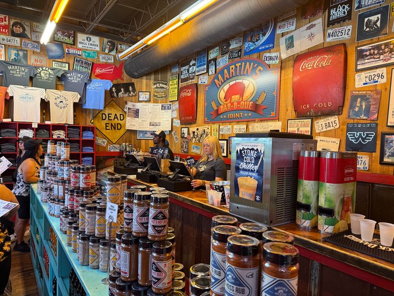 The Ordering Process That Keeps Things Moving