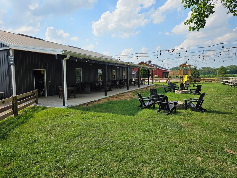 The Outdoor Space Turns Dinner Into an Evening Out