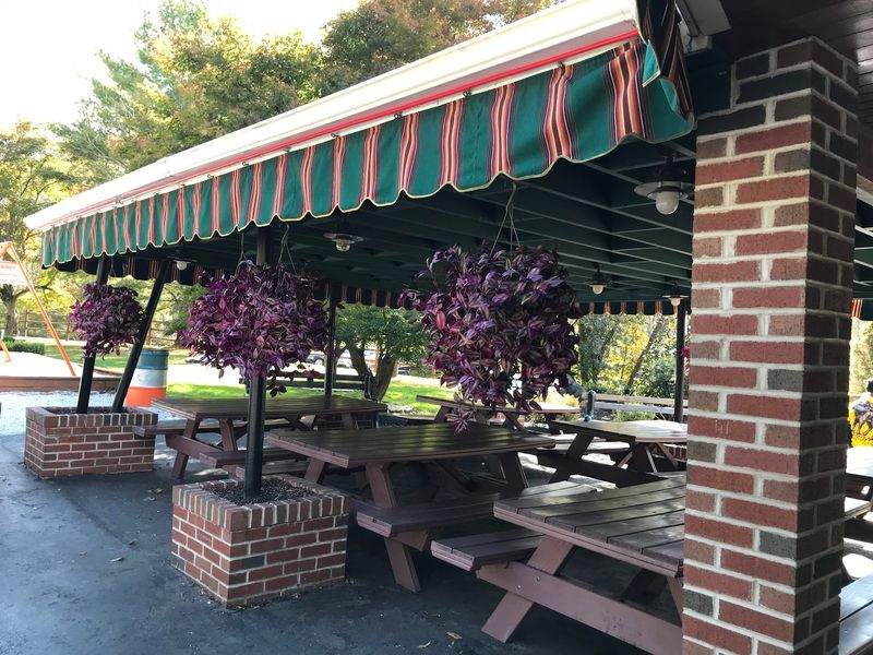 The Pequest River Turns Lunch Into a Scenic Escape The Pequest River Turns Lunch Into a Scenic Escape