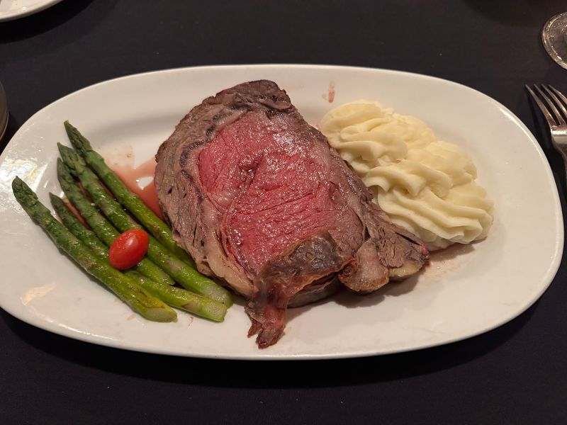 The Prime Rib That Built Its Reputation The Prime Rib That Built Its Reputation
