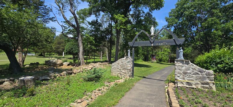 The Rosary Garden Turns a Peaceful Walk Into a Personal Pilgrimage