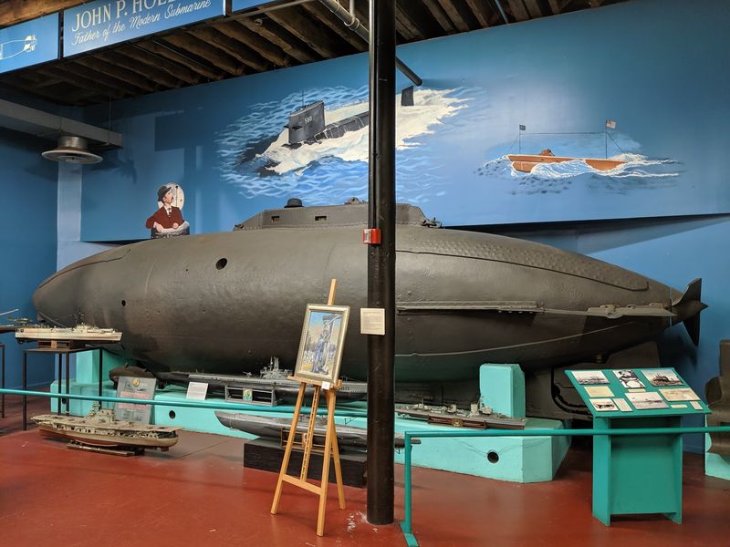 The Submarine Replica Steals Attention Fast