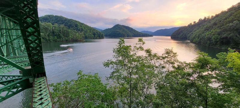 The Tennessee Town That Disappeared Beneath Watauga Lake