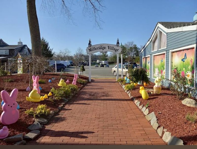 The Village Shops Add A Stroll After Supper