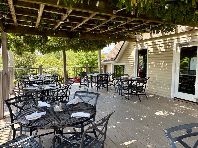 The Warm, Intimate Atmosphere Makes You Want to Stay Awhile The Warm, Intimate Atmosphere Makes You Want to Stay Awhile