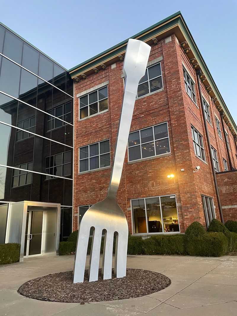 The World’s Largest Fork (Springfield) The World’s Largest Fork (Springfield)