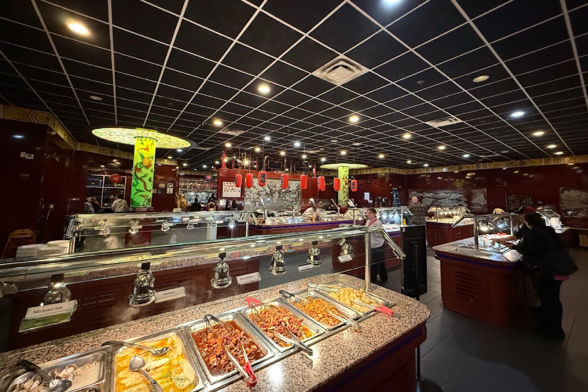 These 9 Huge Tennessee Buffets Have So Many Choices, You Won't Know Where to Start