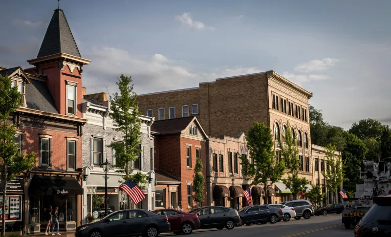 Third Street Browsing With Small-Town Charm