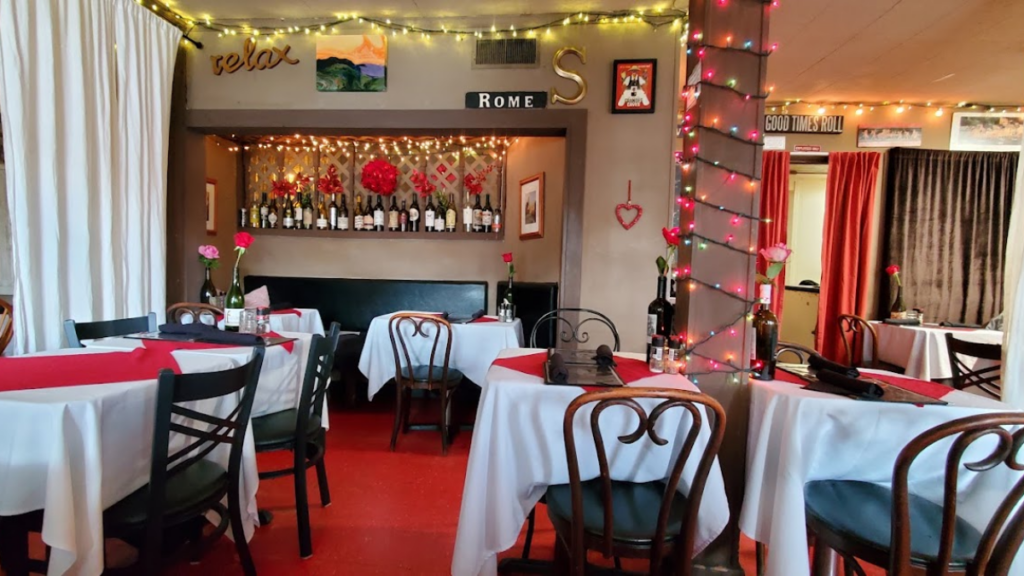 This Family-Owned Italian Restaurant in Tennessee Feels Like Dining at Nonna's House