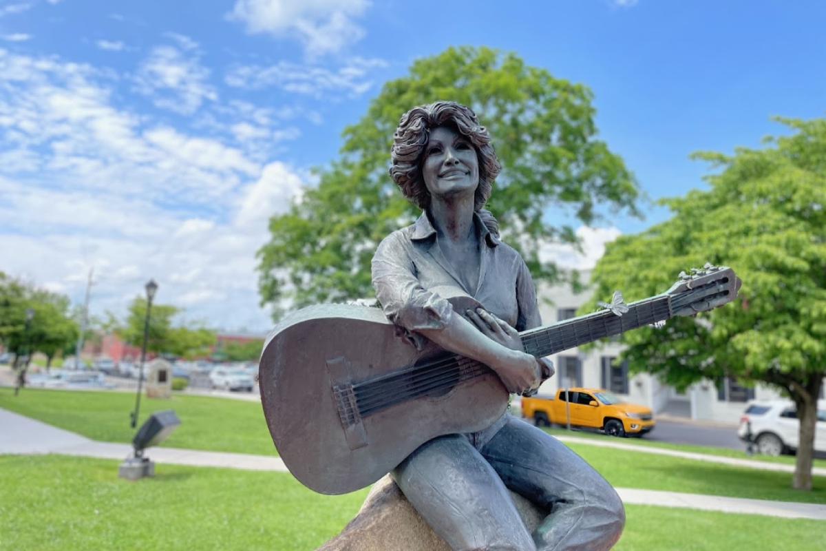 This Quiet Tennessee Landmark Offers a Glimpse Into Dolly Parton's Hometown Roots
