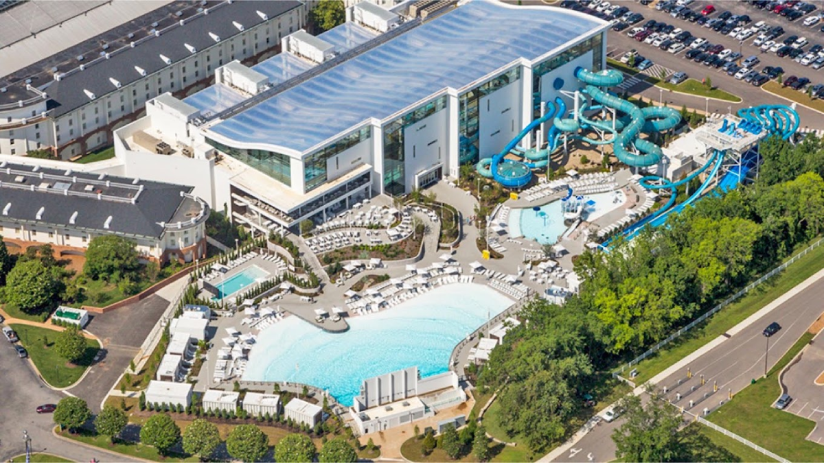 This Tennessee Waterpark Has Adults-Only Pools Made for a Quiet Escape