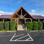 This Tennessee Winery Surrounded by Mountains Feels Like a European Countryside Escape