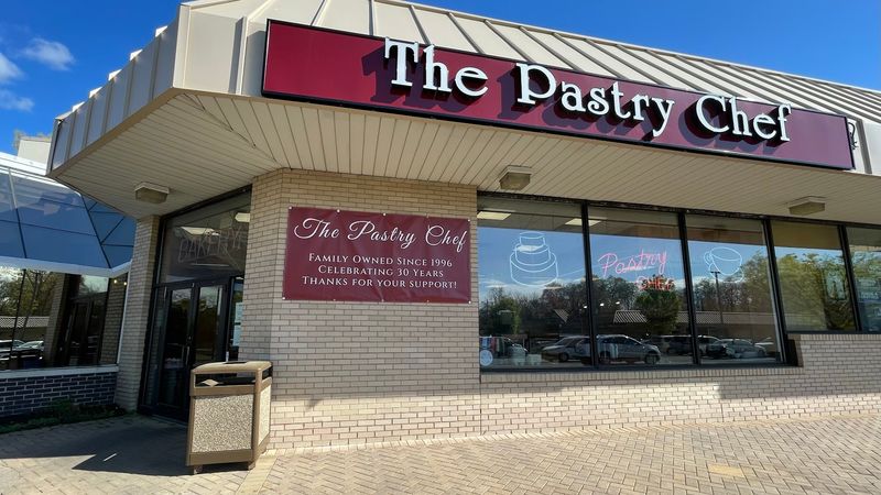 Tinton Falls Pastry Chef