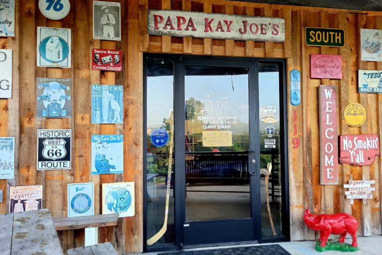 Tourists Pay Too Much for Barbecue While Tennessee Locals Eat Better at These 9 Hidden Spots