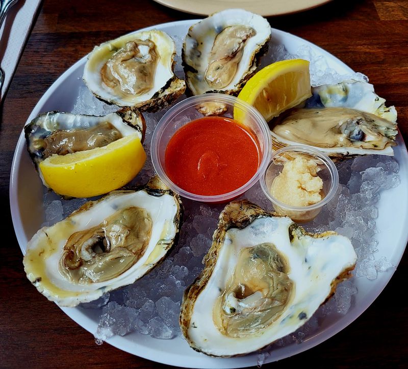 Illinois Seafood Fame Built on Sheer Variety Illinois Seafood Fame Built on Sheer Variety