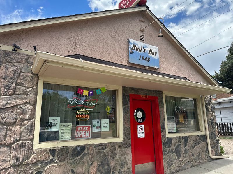 Bud’s Cafe & Bar (Sedalia)