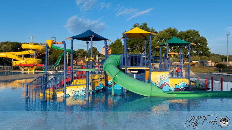 Uhrichsville Water Park, Uhrichsville