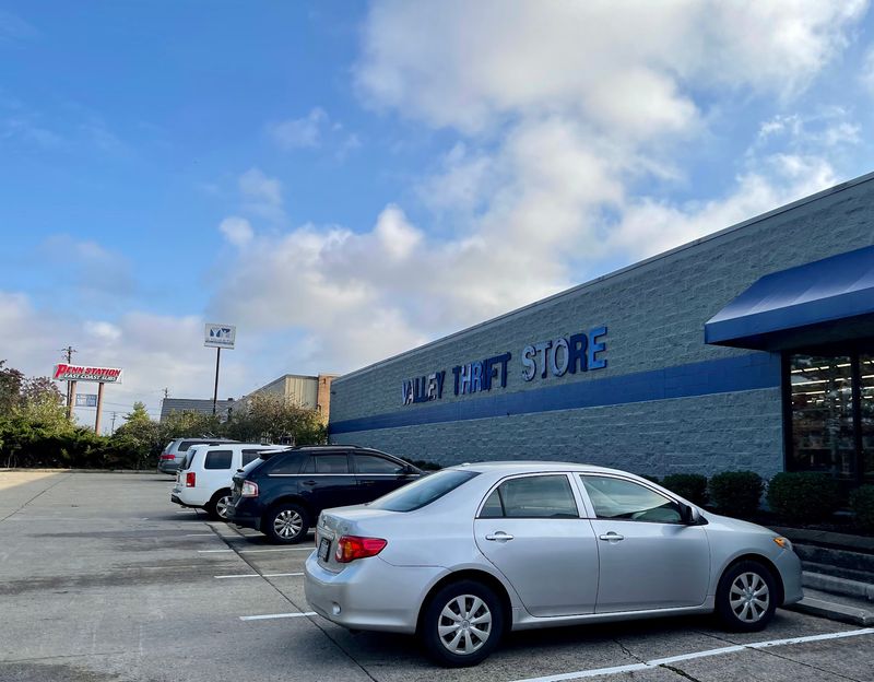 Valley Thrift Store