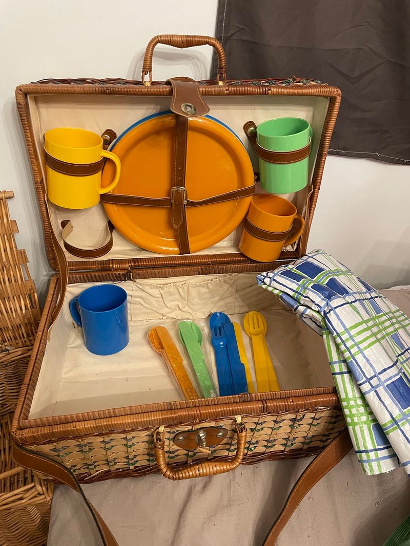 Vintage Finds With Real Treasure-Hunt Energy Vintage Finds With Real Treasure-Hunt Energy
