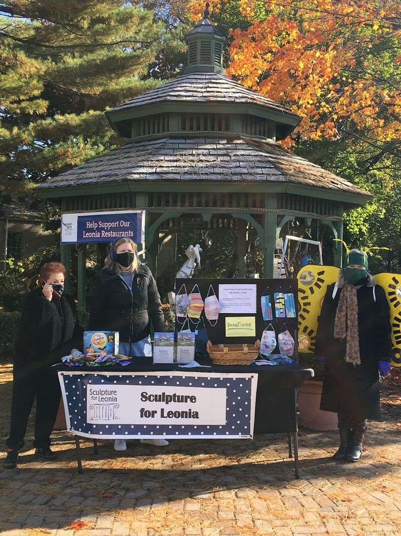 Volunteers and Local Events Keep Leonia’s Public Art Thriving Volunteers and Local Events Keep Leonia’s Public Art Thriving