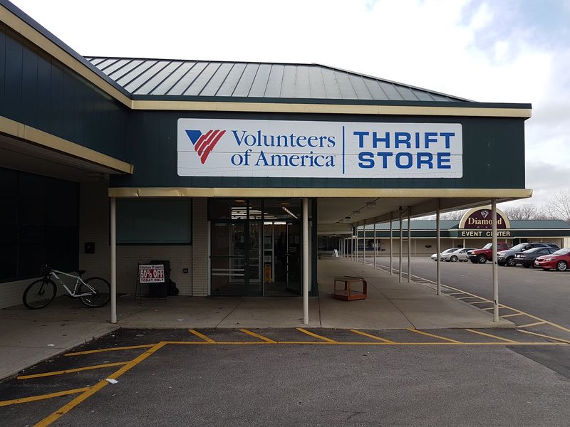 Volunteers of America Thrift Store, Brunswick Volunteers of America Thrift Store, Brunswick