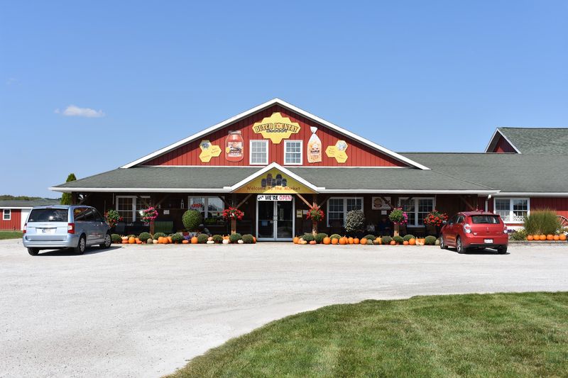 Dutch Country Market (Middlebury, Indiana)