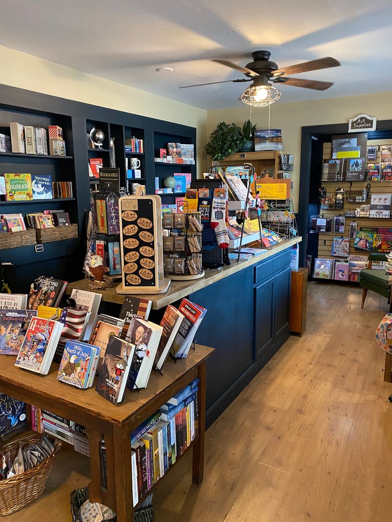 Once Upon a Trapeze Bookstore (Buena Vista) Once Upon a Trapeze Bookstore (Buena Vista)