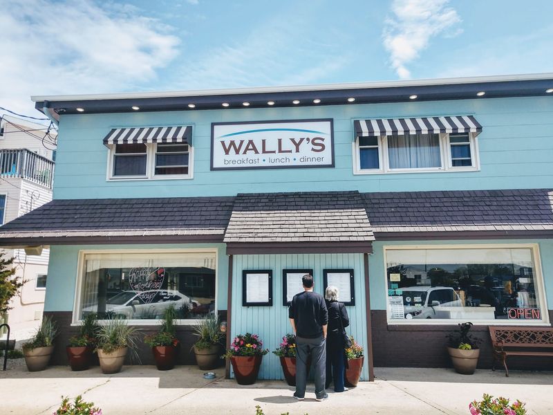 Wally's - Surf City Wally's - Surf City