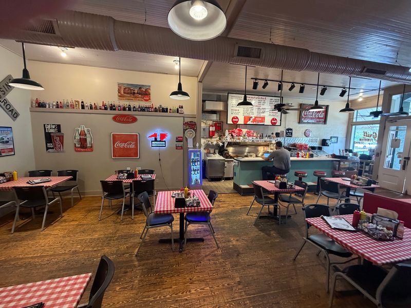 Ward’s Grill, Saluda Ward’s Grill, Saluda