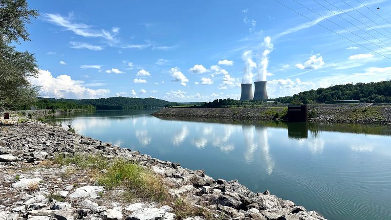 Watts Bar Lake in Roane County Watts Bar Lake in Roane County