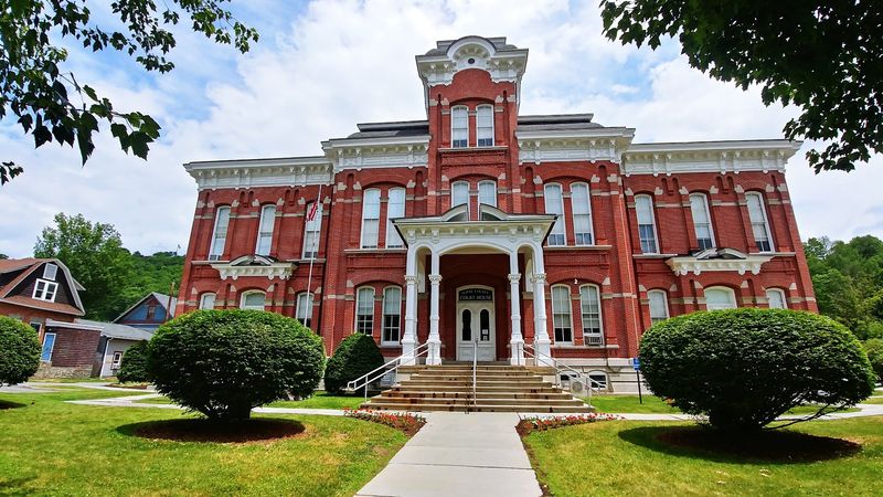 Wayne County History Gives the Town Deeper Roots Wayne County History Gives the Town Deeper Roots