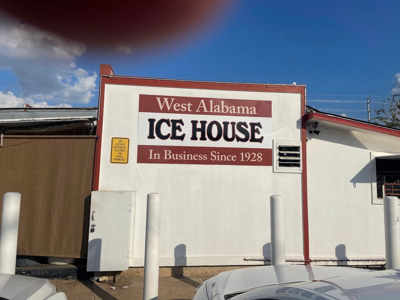 West Alabama Ice House (Houston) West Alabama Ice House (Houston)