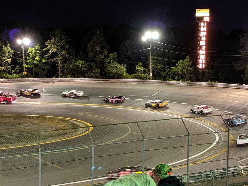 What Makes Wall Stadium’s Tight Asphalt Oval So Exciting