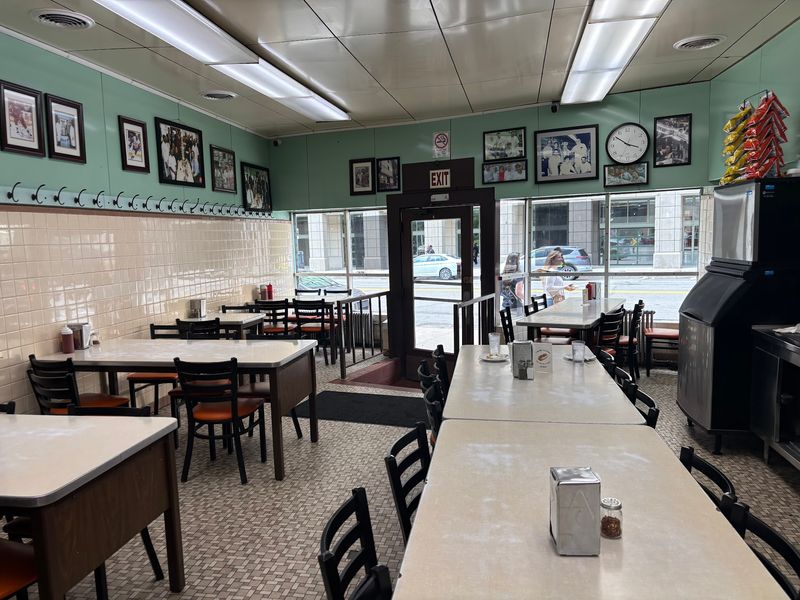 Why County-Line Cravings Keep Ending at Lafayette
