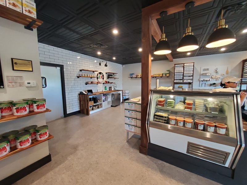 Why Locals Keep Coming Back to La Cucina