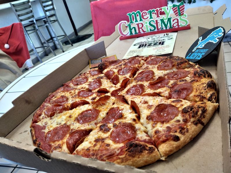 Why Pizza Lovers Keep Chicago’s Pizza No. 2 On Their Radar