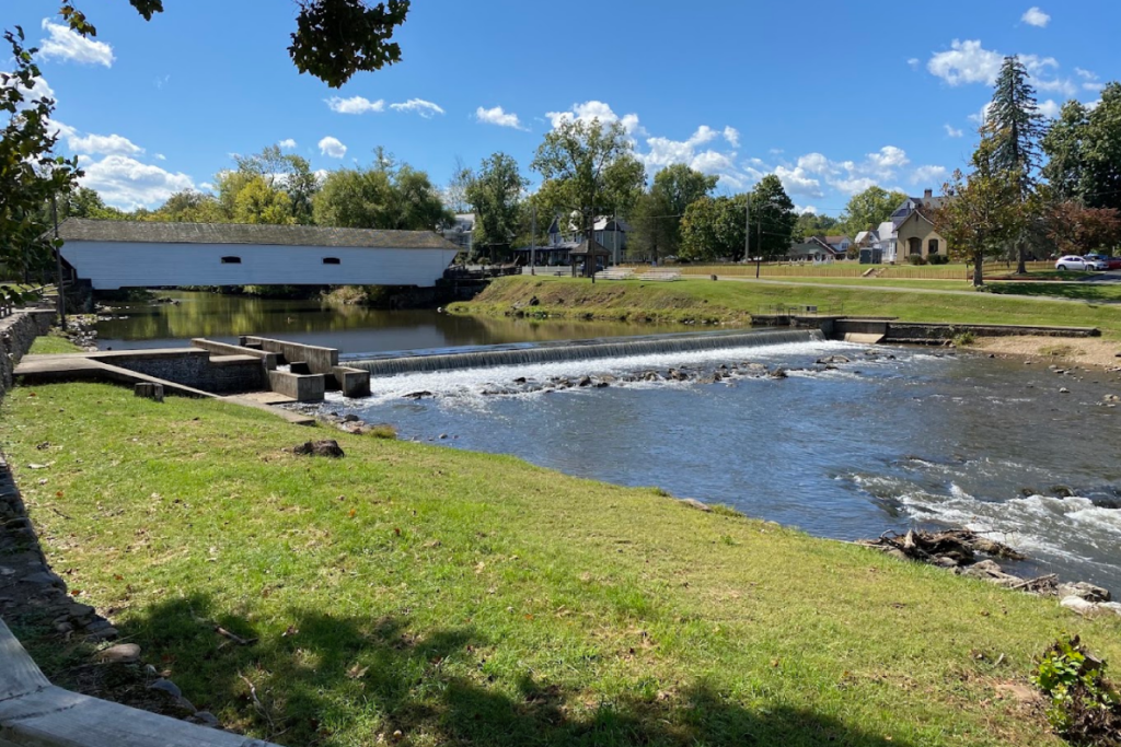 Why Retire in Nashville When You Can Live by the Water for Under $1,900 in These 9 Tennessee Towns