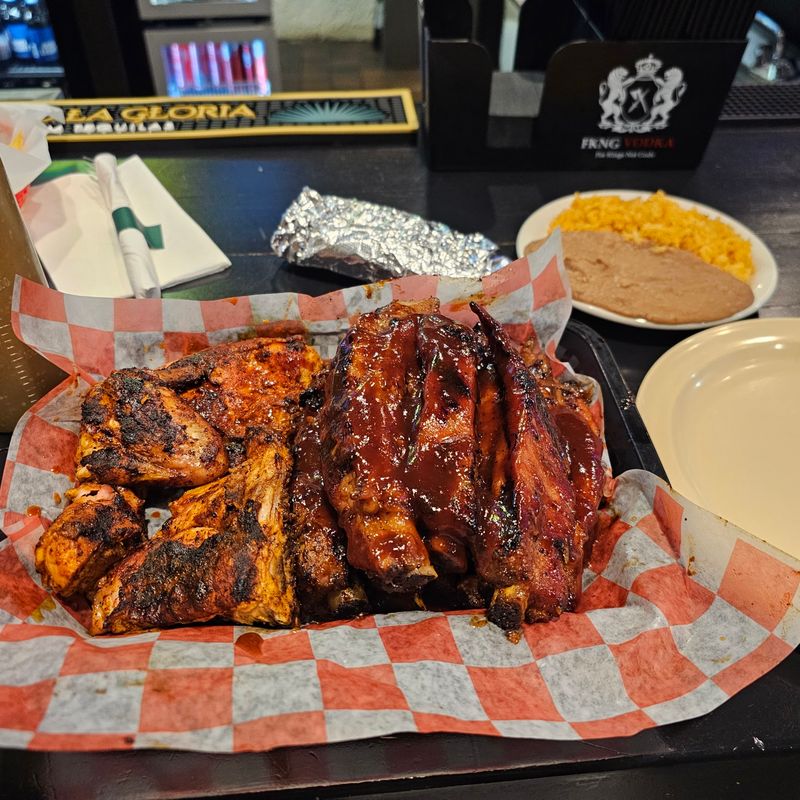 Why This Detroit Stand Earns a Big Taco Reputation
