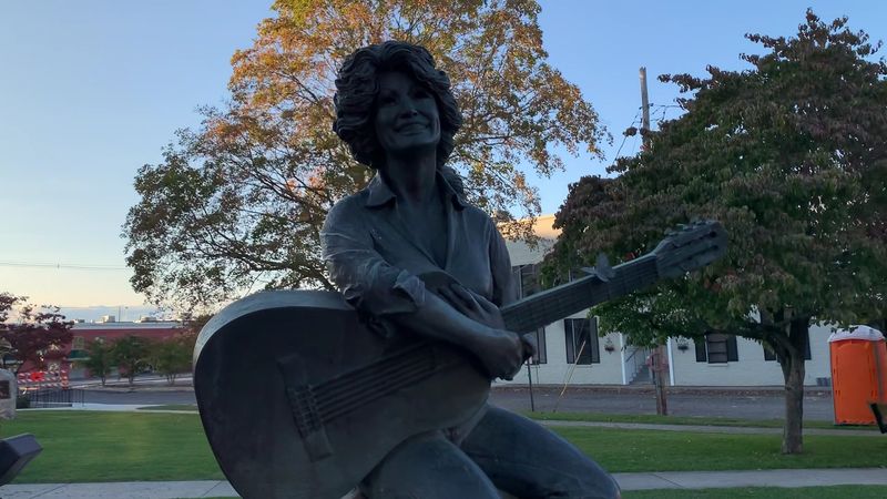 Why This Simple Landmark Is Worth a Stop for Dolly Fans Why This Simple Landmark Is Worth a Stop for Dolly Fans