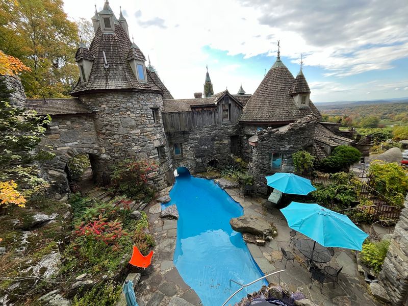 Wing’s Castle (Millbrook) Wing’s Castle (Millbrook)