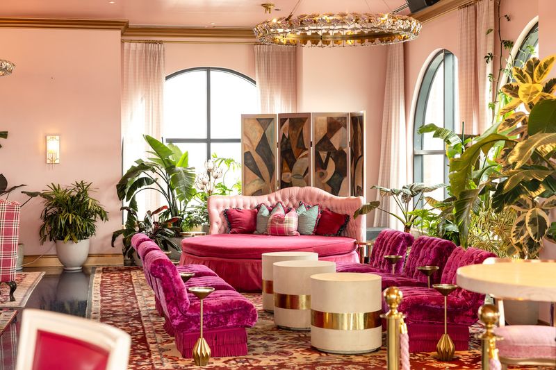 A Dolly-Inspired Design That's Pure Instagram Gold