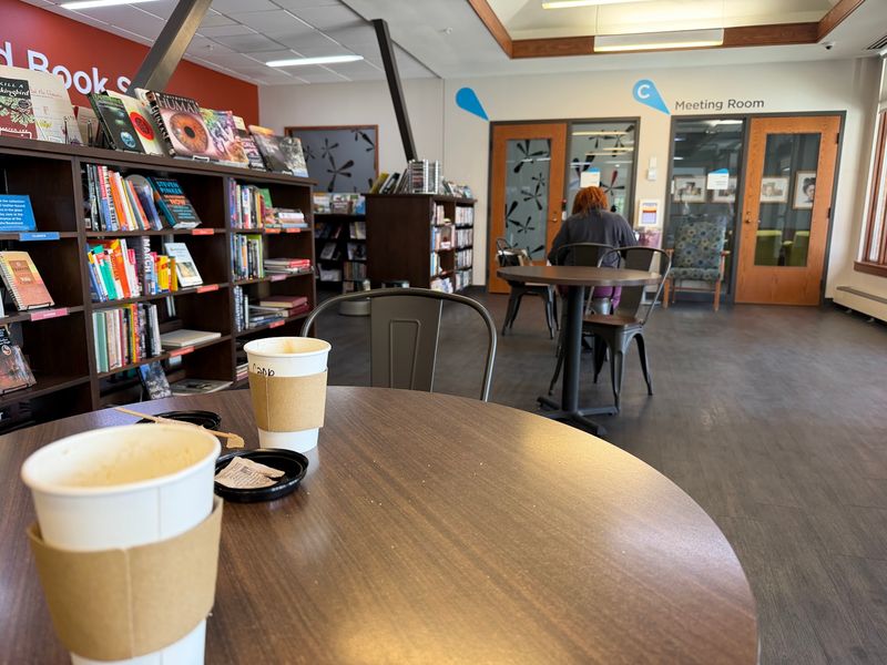 The Coffee Shop Quietly Changes the Whole Visit