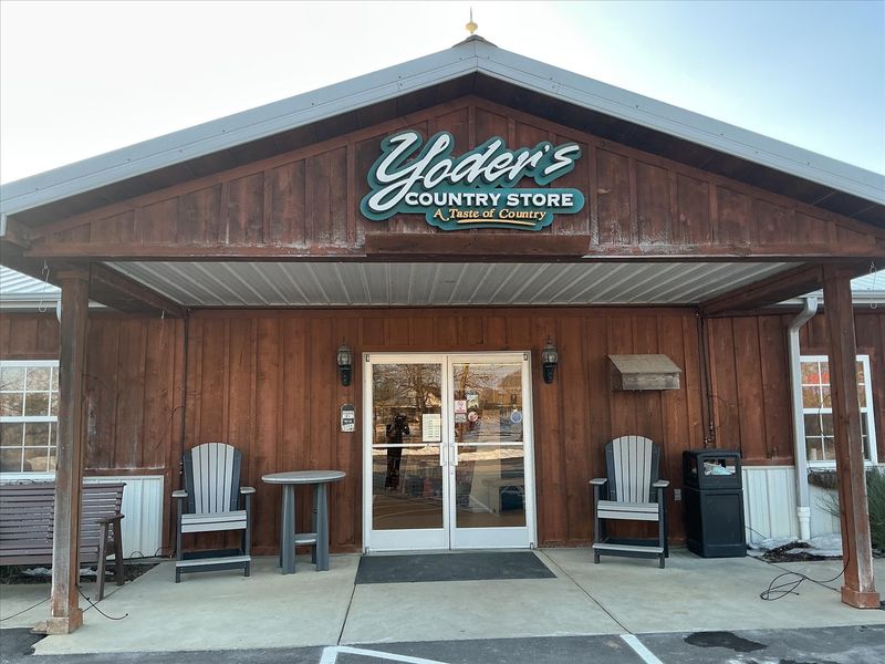 Yoders Country Store, Paris Yoders Country Store, Paris