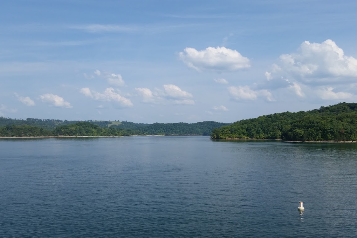 You May Want to Skip Swimming at These 9 Tennessee Lake Beaches