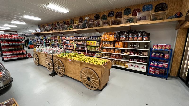 Bulk Aisles Built for Big Pantry Plans