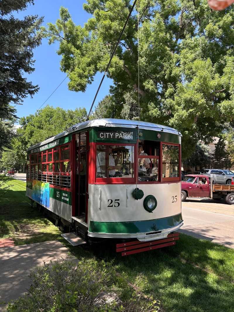 Fort Collins Trolley - Fort Collins Municipal Railway Fort Collins Trolley - Fort Collins Municipal Railway